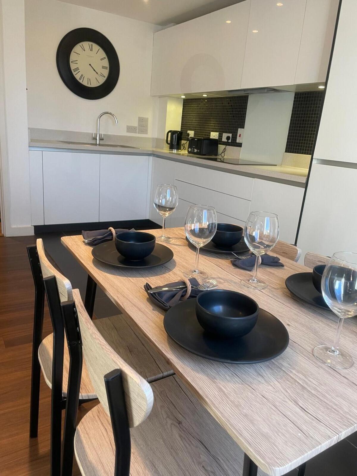 Superior Cambridge 2 Bed Apartment Inc King Bed Trumpington Dış mekan fotoğraf